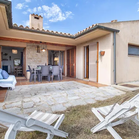 בית נופש Savina By Interhome